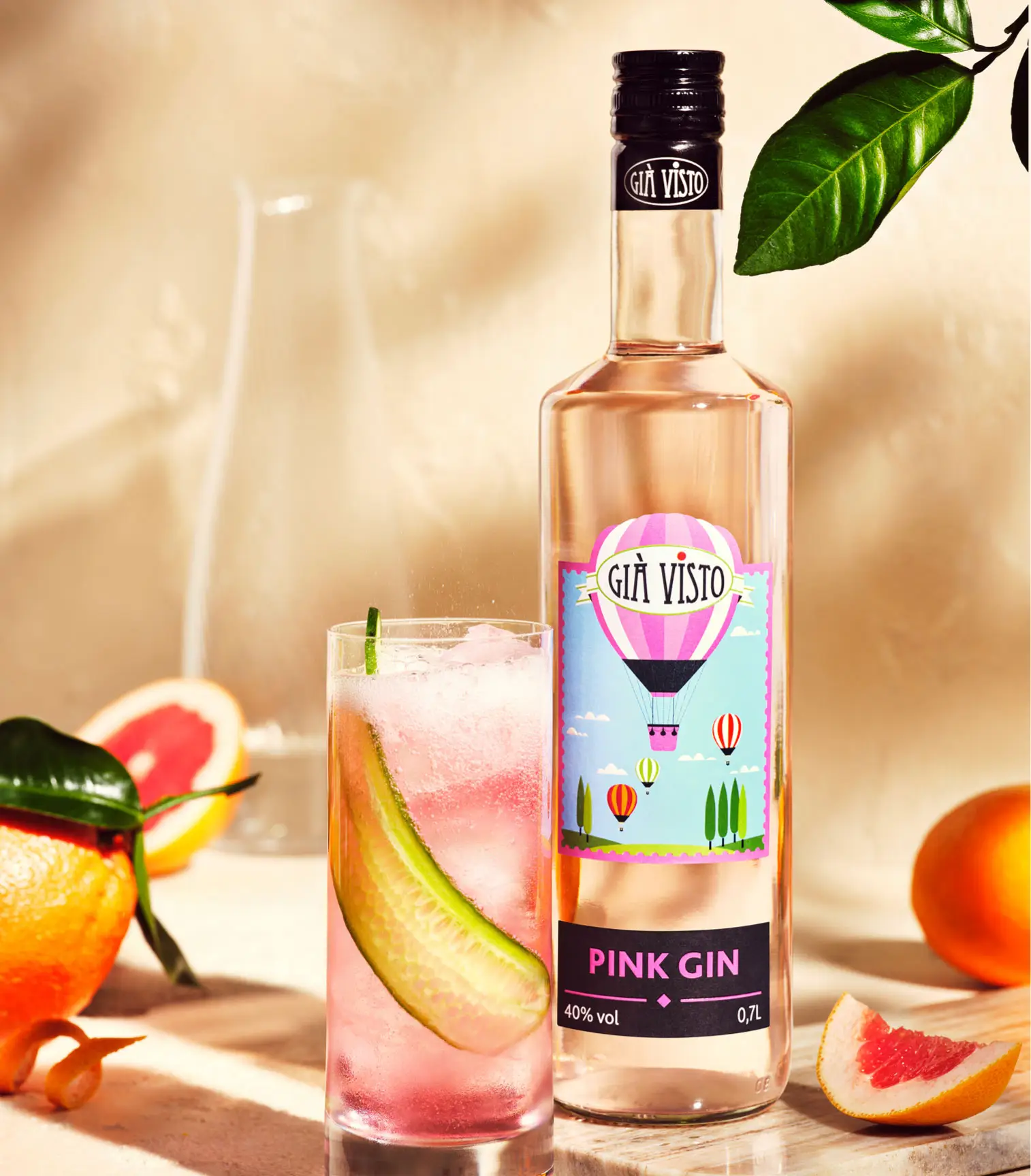 Flasche Pink Gin